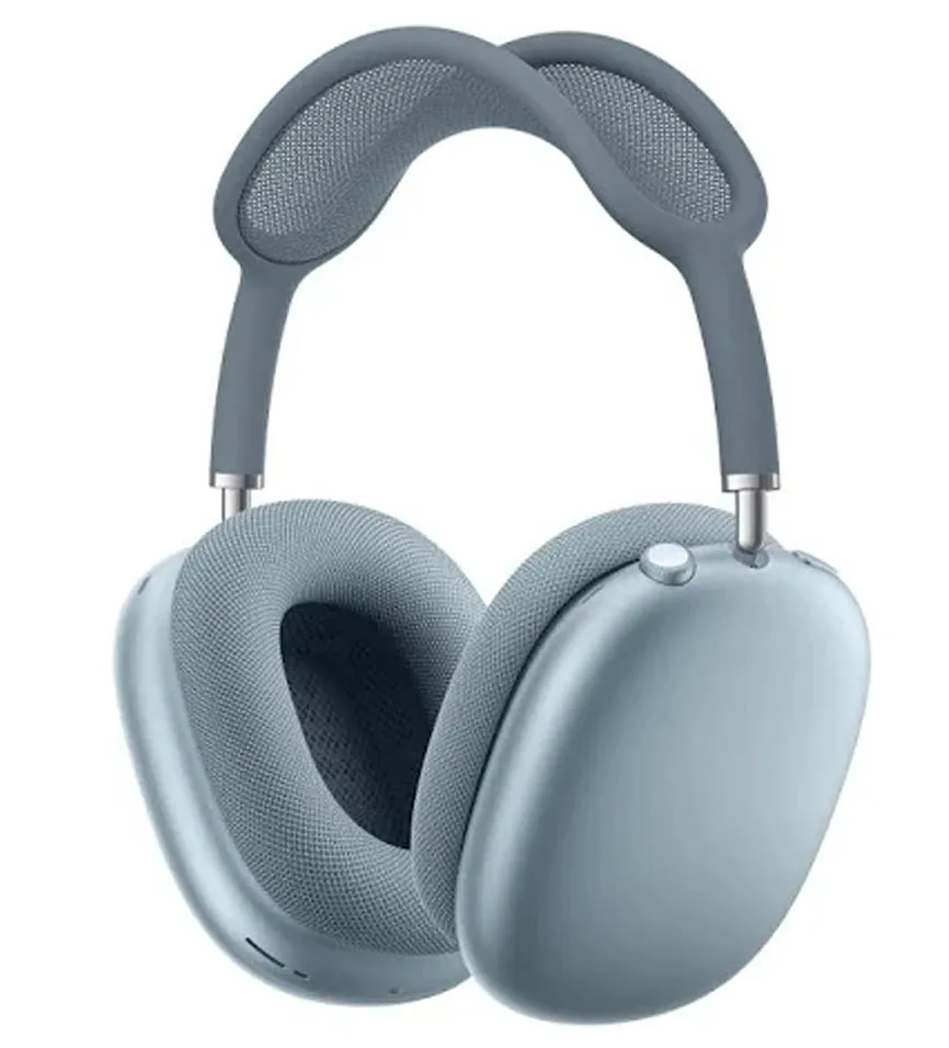 iPhone-এর সেরা পার্টনার: Apple AirPods Max

দাম: ৫৯,৯০০ টাকা।
Apple ইকোসিস্টেমে যাঁরা আছেন, তাঁদের জন্য এটি একেবারে আদর্শ। H1 চিপের কারণে হ্যান্ড-অফ, স্পেশাল অডিও০ ও হেড ট্র্যাকিং আপনাকে দেবে সেরা অভিজ্ঞতাকে। ডিজাইন ফিউচারিস্টিক, আরামদায়ক, আর সাউন্ড কোয়ালিটি Apple-এর মতোই প্রিমিয়াম।
ব্যাটারি লাইফ: ২০ ঘণ্টা।
একটাই অসুবিধা: অ্যাপল ছাড়া অন্যান্য ডিভাইসে কম কার্যকরী অভিজ্ঞতা।